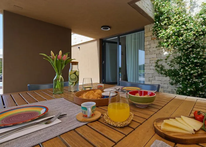 Villa Sanpadeo By Rent Istria